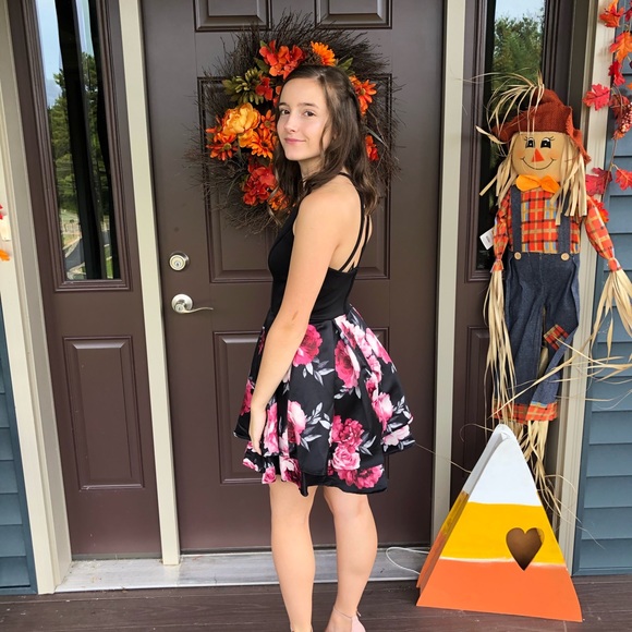 flower dress - Picture 6 of 7